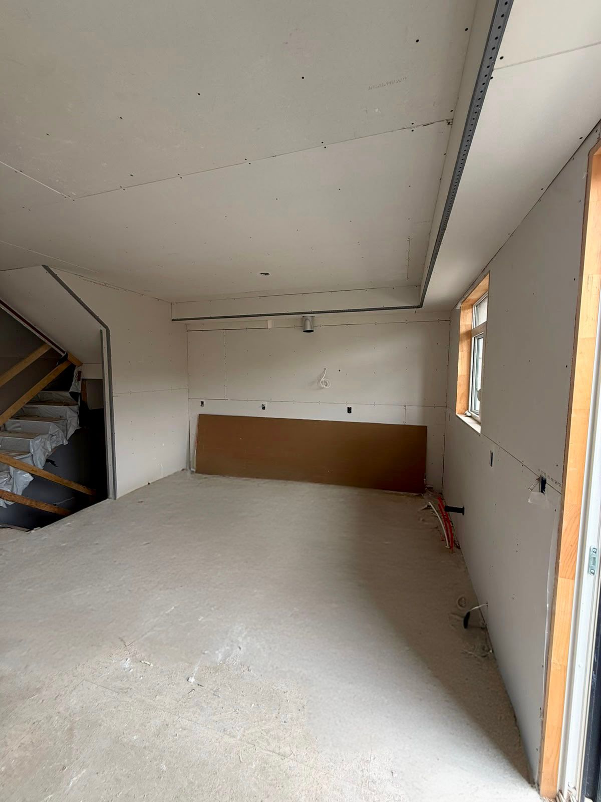 Drywall installation for new construction in Burlington and Hamilton